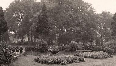 Vintage photograph of Grange Park grounds.