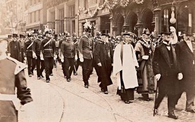 1902 Guild Mayoral procession taking place.