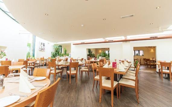 Spacious and modern dining area inside Pinocchio's restaurant. 